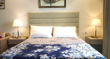 Luxury l Studio @Sector-66 Central Gurgaon Room Type - Master Room