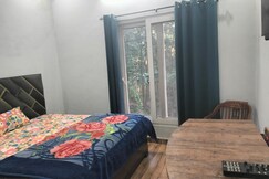 Jungle view Home Stay in Dehradun near airport