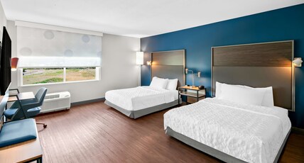 Tru By Hilton Spokane Valley, WA Room Type - 2 QN HEARING ACCESSIBLE