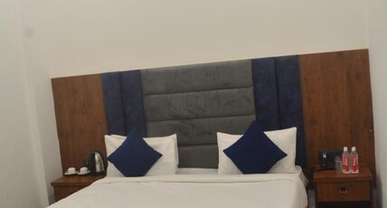 Hotel AU Villa- Agra Room Type - Standard Room with shower