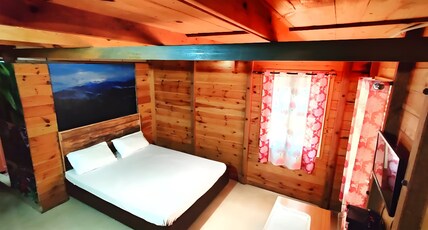 Namana Home Stay Room Type - Deluxe Family Room