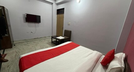 Hotel Kesar Palace Saganer Room Type - Deluxe Room