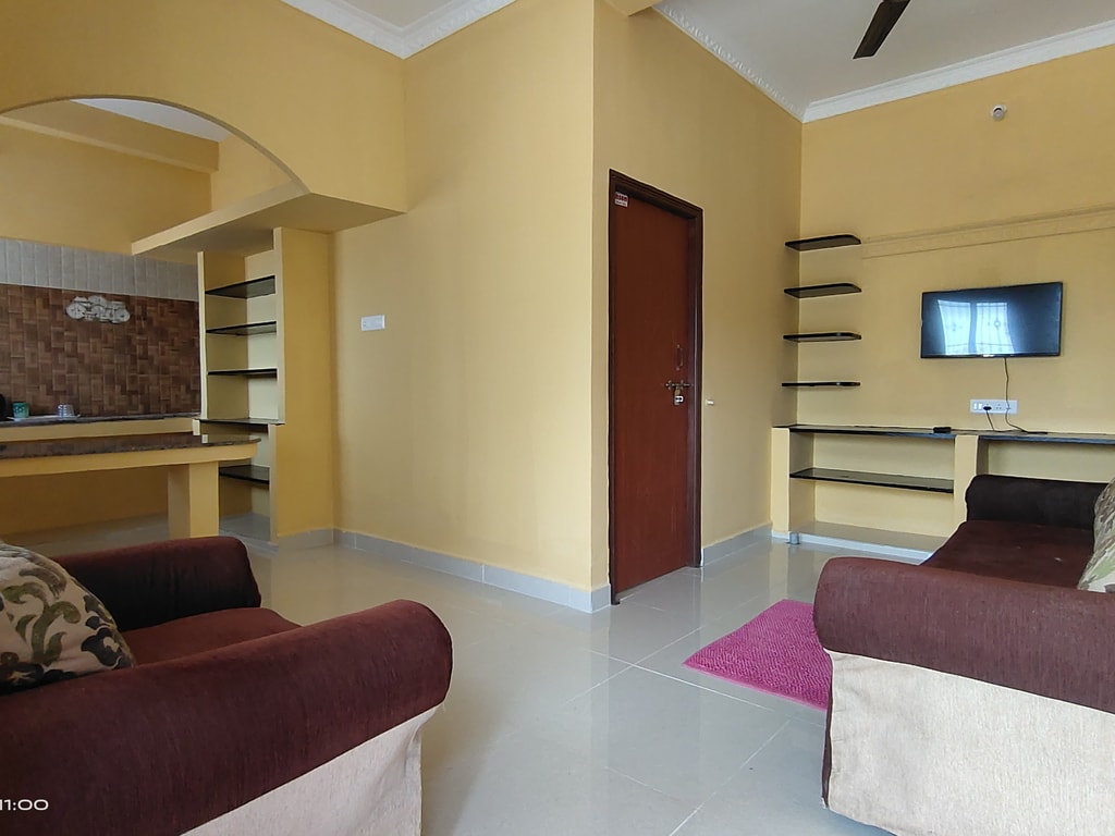 Aadhya Guest House - Tap to explore photos