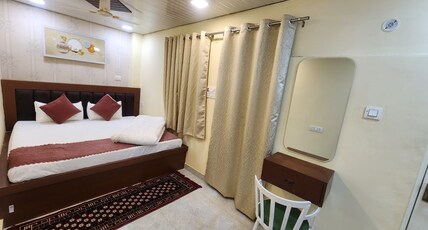 The Trishul Stay Room Type - Deluxe King Bed Room with City View The Trishul Stay Room Type - Deluxe King Bed Room with City View