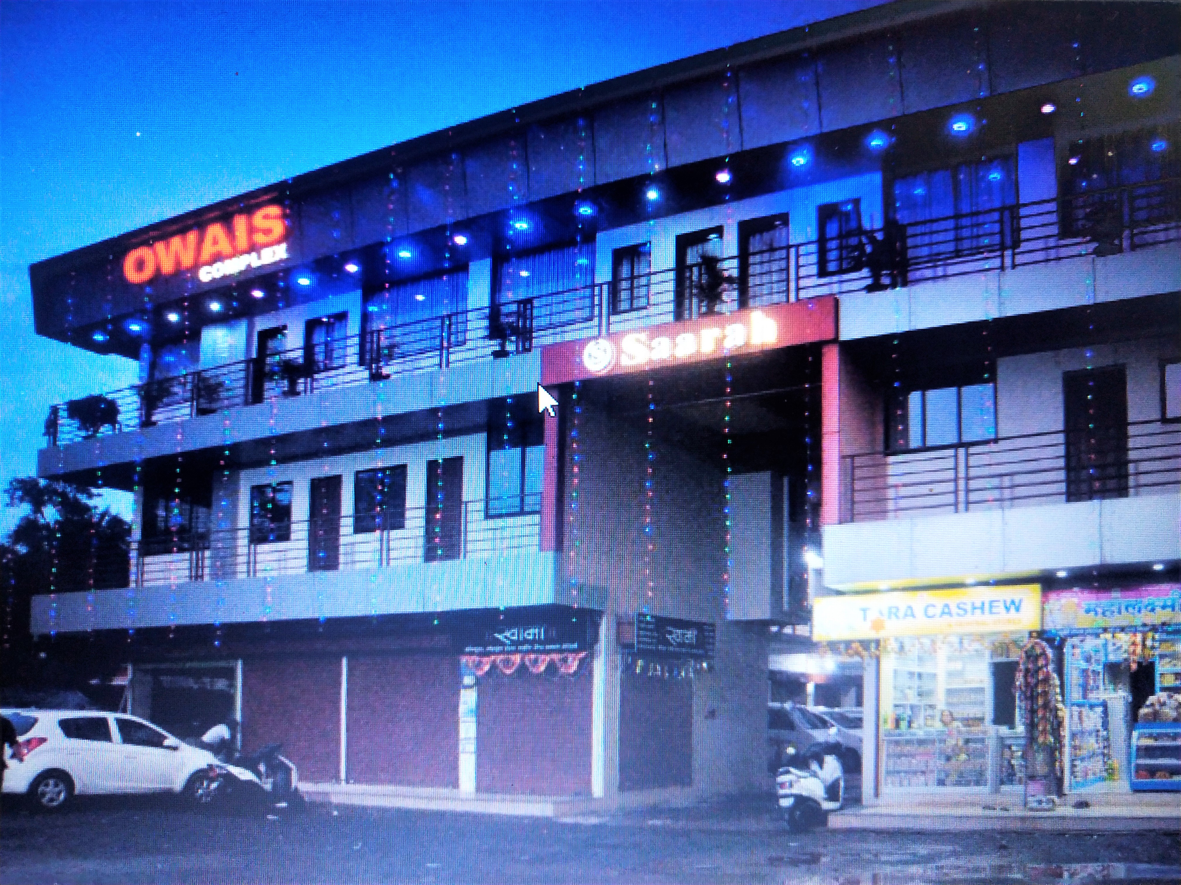 HOTEL SAARAH - Tap to explore photos