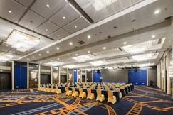 Crowne Plaza Shanghai