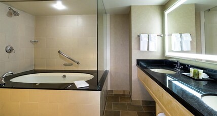 Hilton Whistler Resort & Spa Room Type - SIGNATURE SPA W WHIRLPOOL