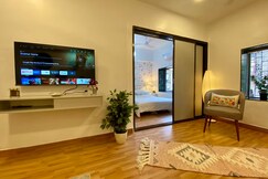 Dom Lucia 201 Quiet And Cozy 1BHK in Bandra Ocean side by Connekt Homes