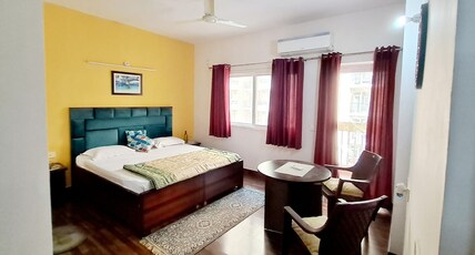 Entire LADS  AC 2 BHK ktn WiFi near Gaur chowk Room Type - Entire LADS  AC 2 BHK ktn WiFi near Gaur chowk