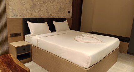 SHIVA HOTEL AND RESTAURANT Room Type - Standard Room