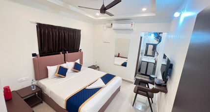 SVJMG BAKTHAPRIYA HILL VIEW RESIDENCY Room Type - King Room With Hill view SVJMG BAKTHAPRIYA HILL VIEW RESIDENCY Room Type - King Room With Hill view