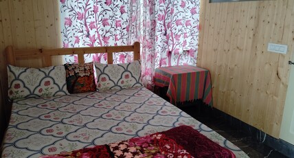 Sunyog Homestay Room Type - Bedroom 1