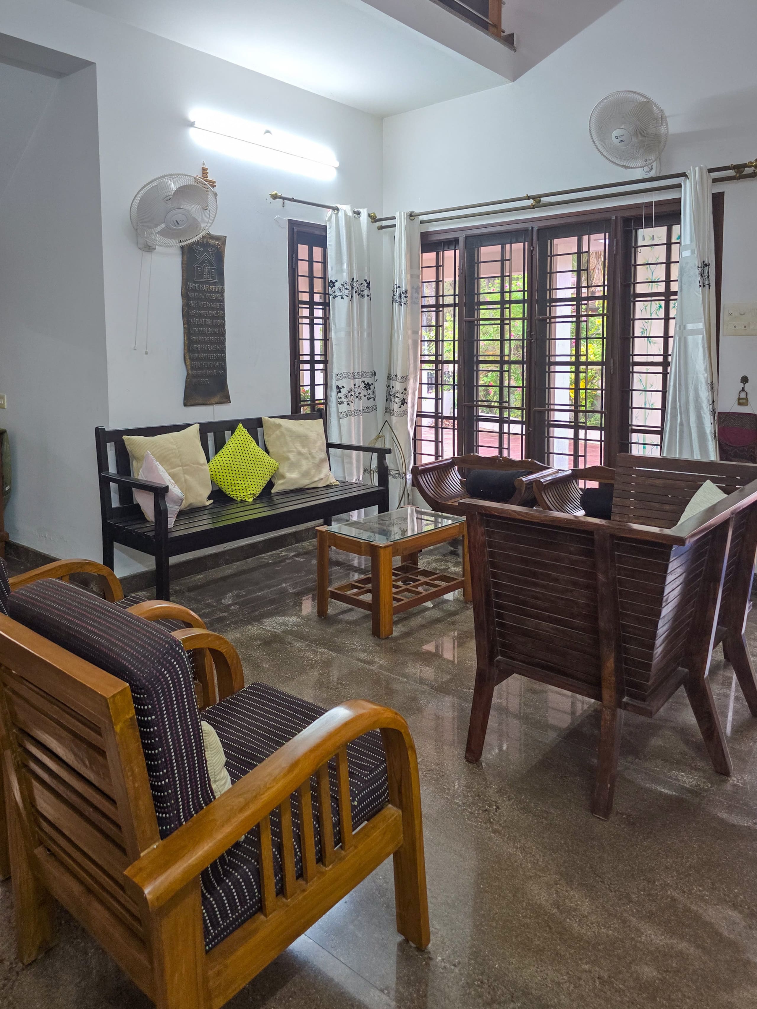 Private 4BHK Villa Chris Homestay - Tap to explore photos