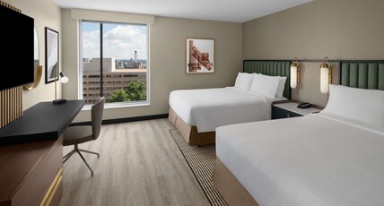 Embassy Suites by Hilton Madison Downtown Room Type - 2QNS 1BDRM MOB ACC TUB