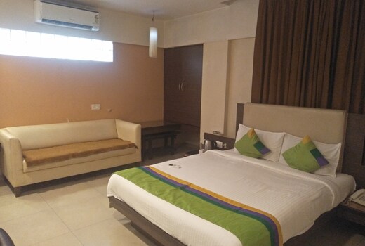 Hotel Basera