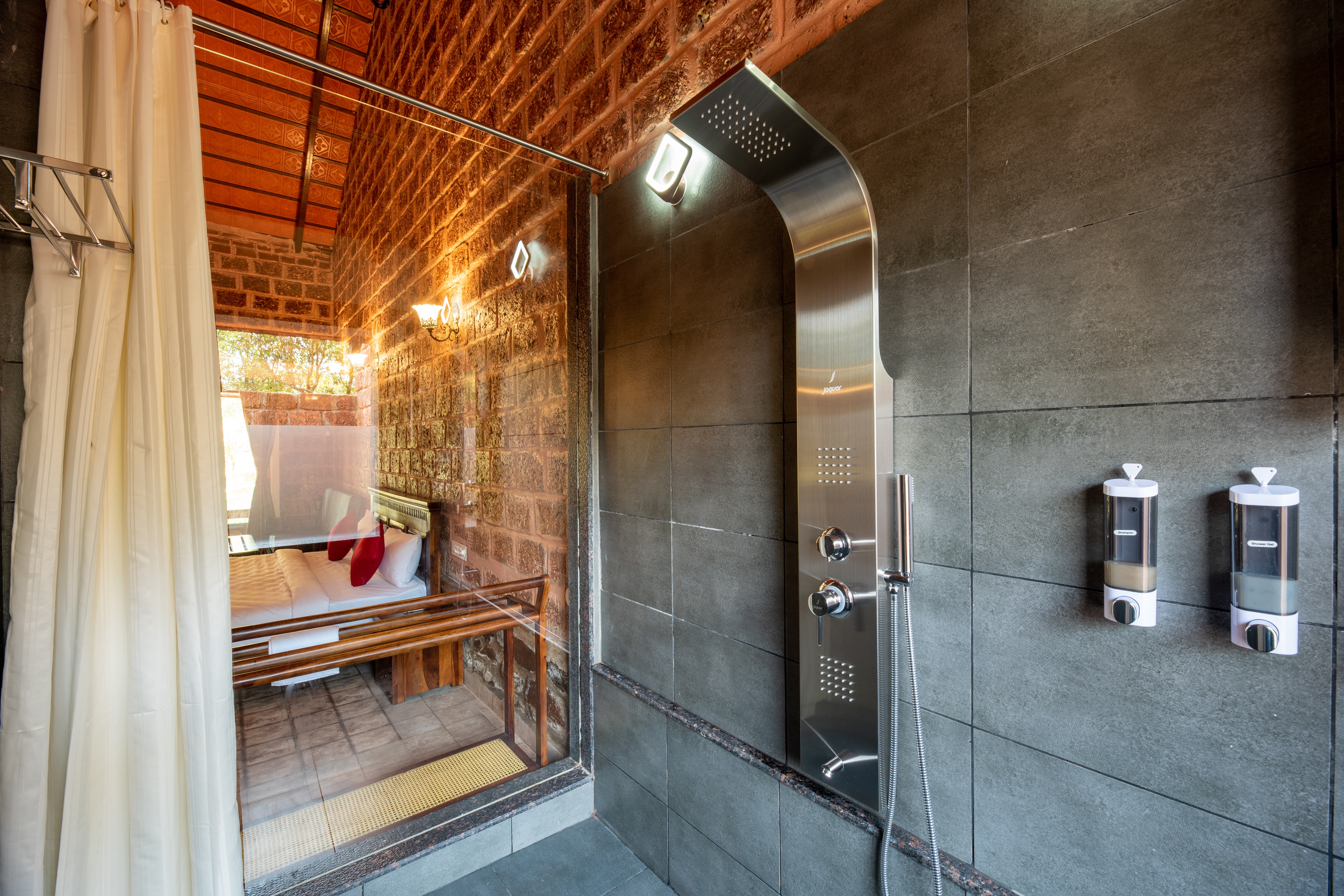 Rachna | 1BR Cottage, Chikmagalur by Roamhome - Tap to explore photos
