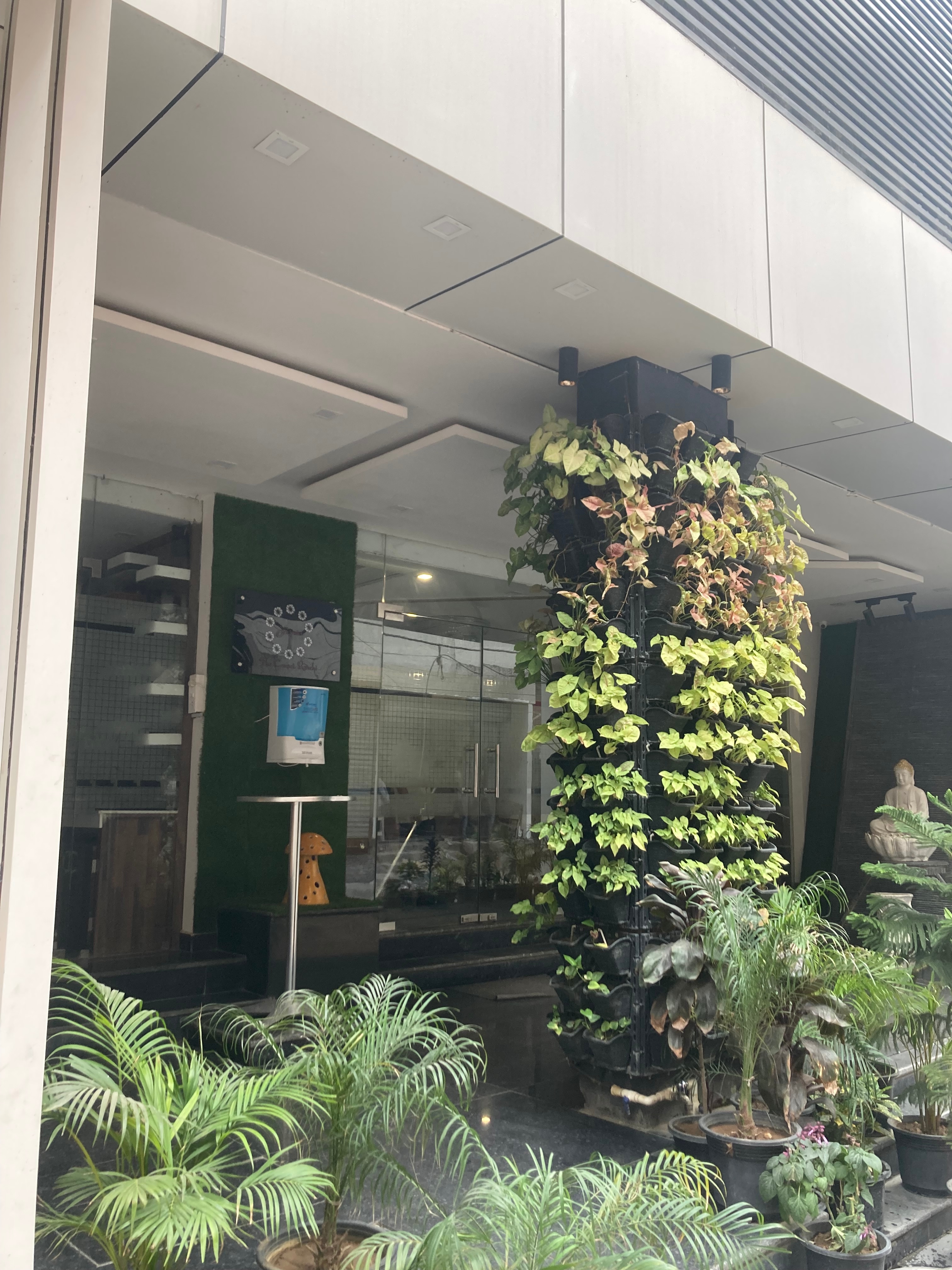 The Cennet - Tap to explore photos