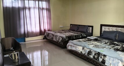 Triund Guest House Room Type - Family room With Mountain View