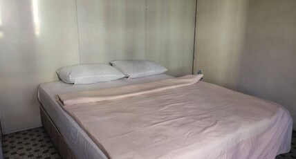 Hotel O 59 Room Type - Deluxe Double