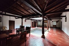 Saakaara The Courtyard Homestay