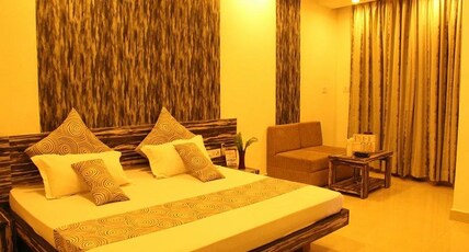 Hotel Shalimar Deluxe Room Type - Deluxe Room AC