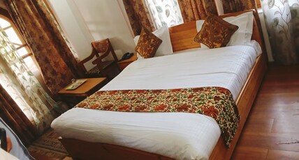 LAMZY PARIMAHAL RESORT Room Type - Deluxe