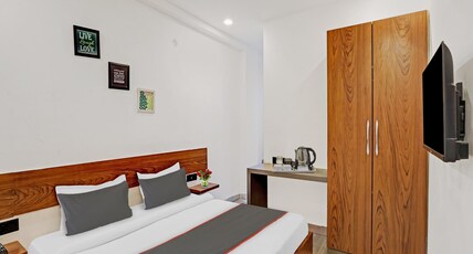 Super Collection O amar hotel Room Type - Classic