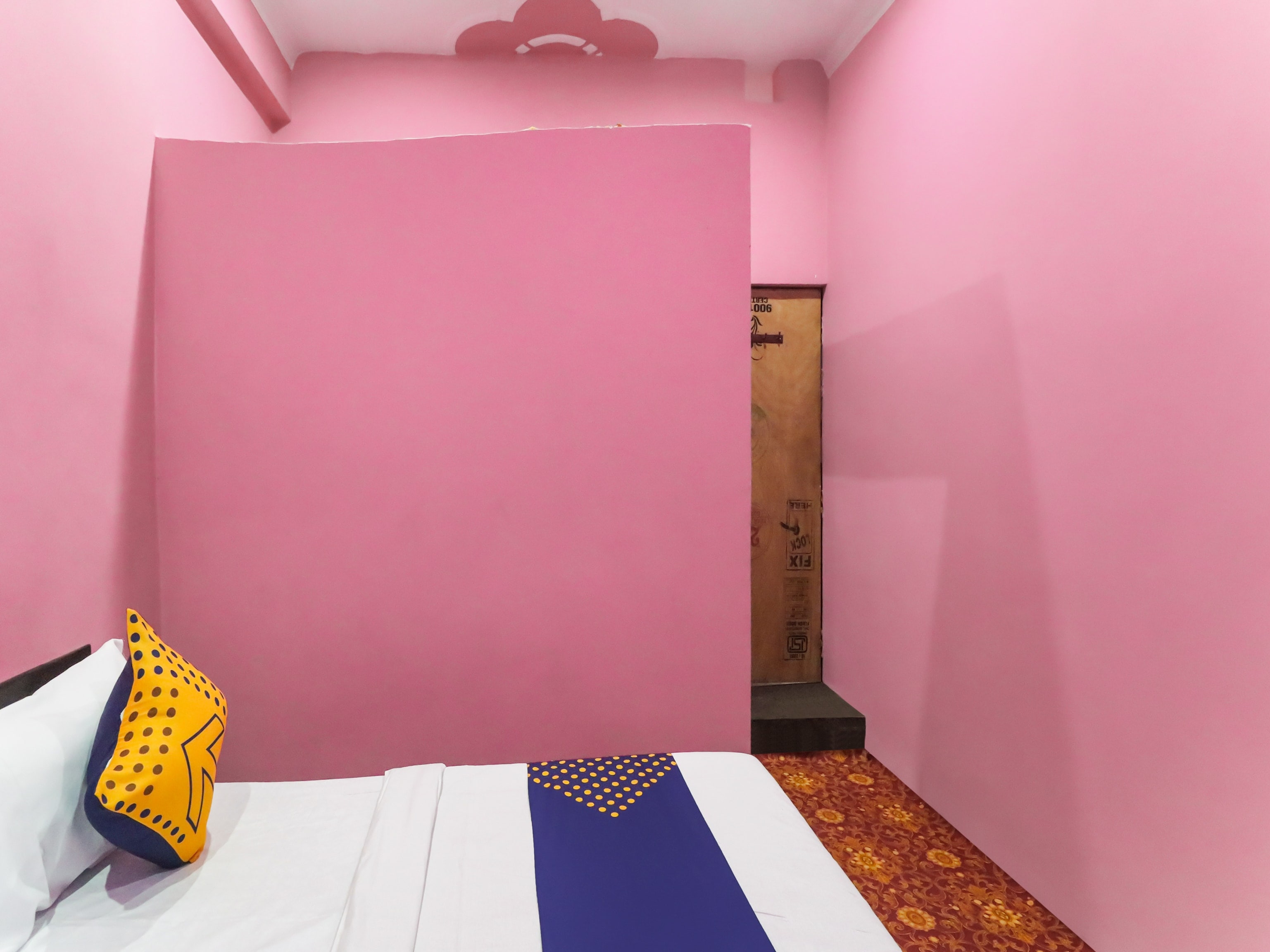Hotel O Rajdhani Hotel - Tap to explore photos