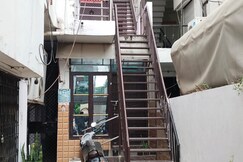 Woodstock Homestay By GRB