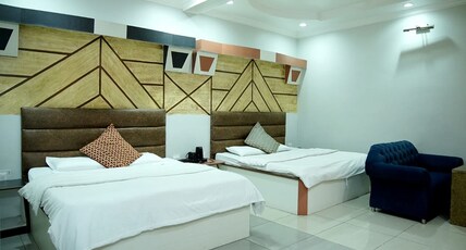 Hotel Meridian Palace (With Hot & Cold Air Conditioning) Room Type - Family Room