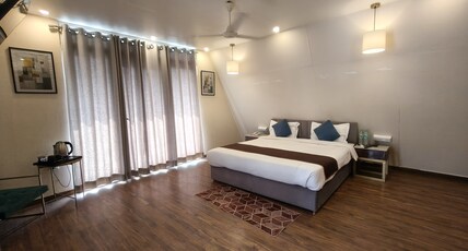 Kainchi retreat Room Type - Superior Room with Balcony