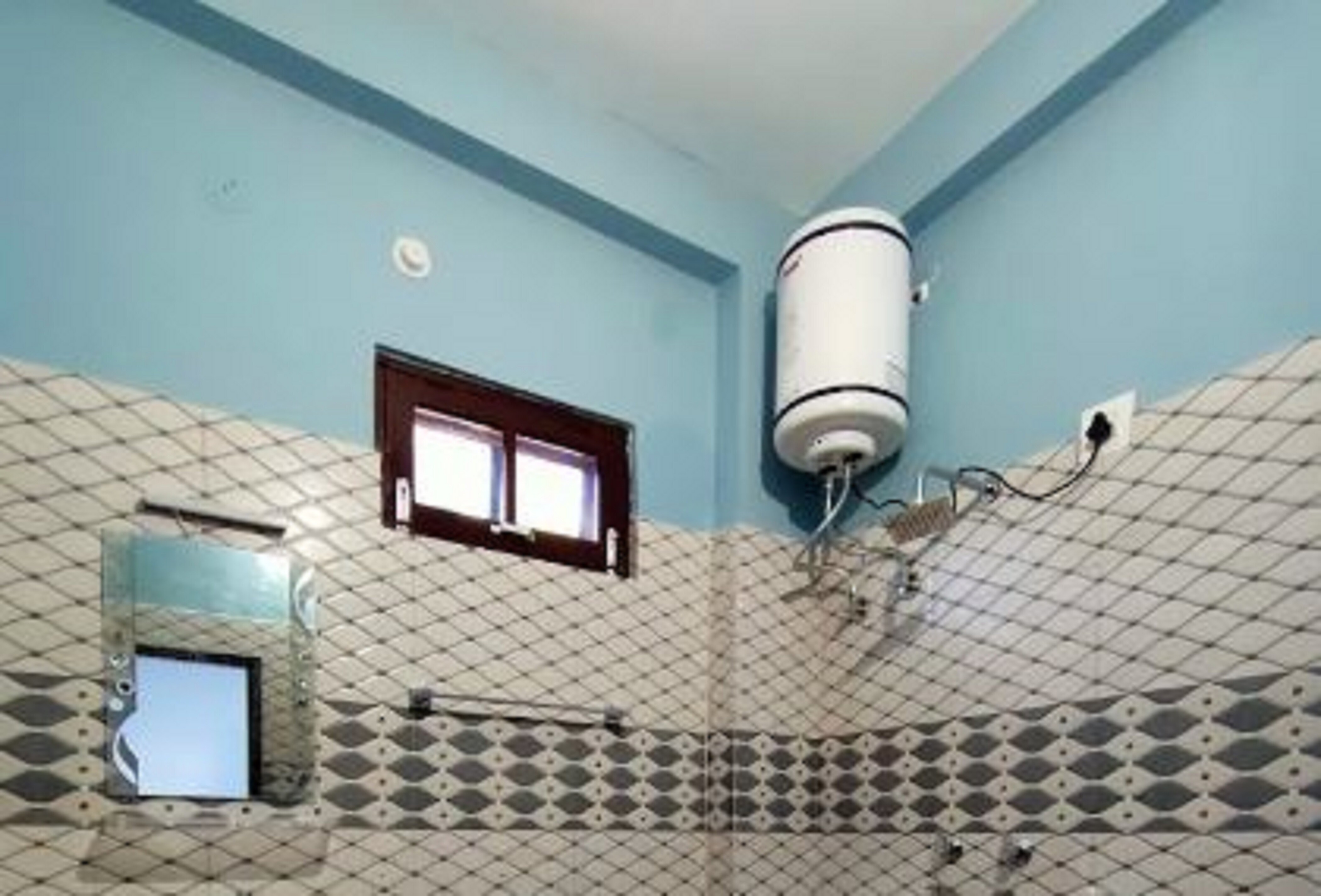 Heaven View | Rooms with Wi-Fi - Tap to explore photos