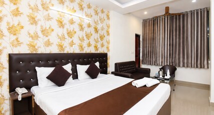 Hotel Golden Ring Room Type - Super Deluxe Room