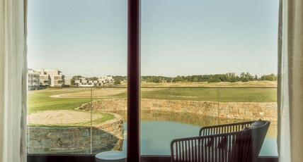 Radisson Collection Hotel, The National Brussels Room Type - Collection Room Terrace - Lake View