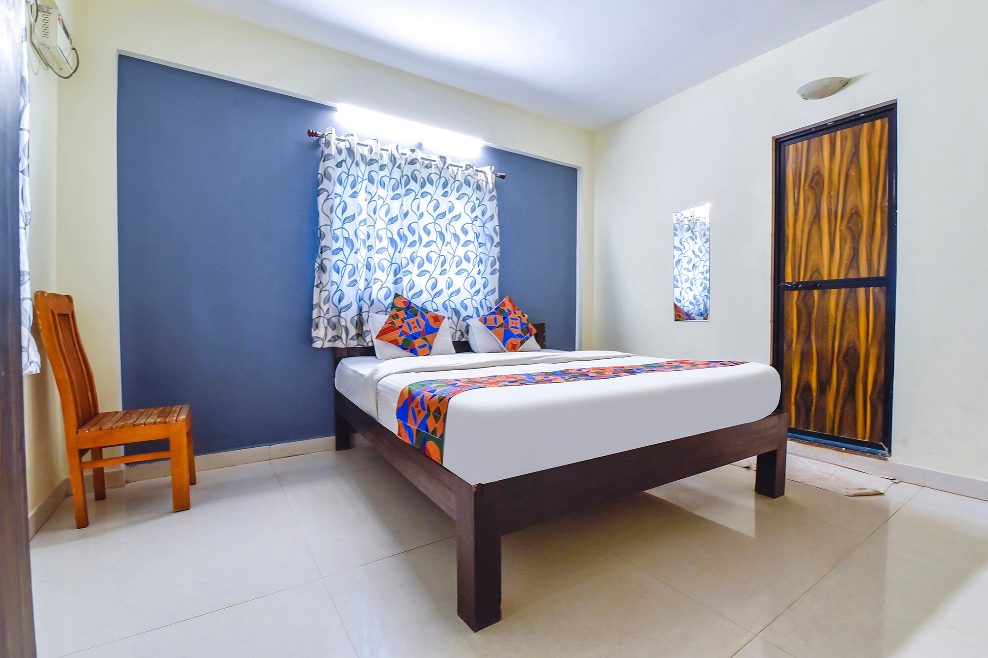 Via Tasty Buds - 300M From Calangute Beach - Tap to explore photos