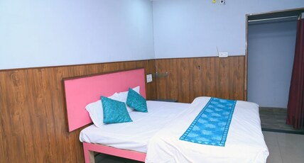 Hotel Eagle Inn Room Type - Deluxe AC Room(24 hrs Checkout)