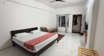 Hornbill Castle Room Type - Standad King Room