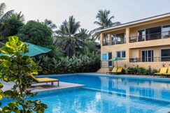 Stylish 1BHK in North Goa- 5 mins to Candolim Beach | Hireavilla