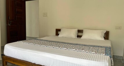 Peaceful Calm Nature View Studio in Ashvem Room Type - Peaceful Calm Nature View Studio in Ashvem