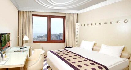 Taksim Hill Hotel Room Type - Standard Room with Seaview