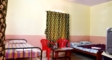 Hotel Happy Home Room Type - Triple Bed Non AC
