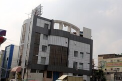 Hotel Raj meridian