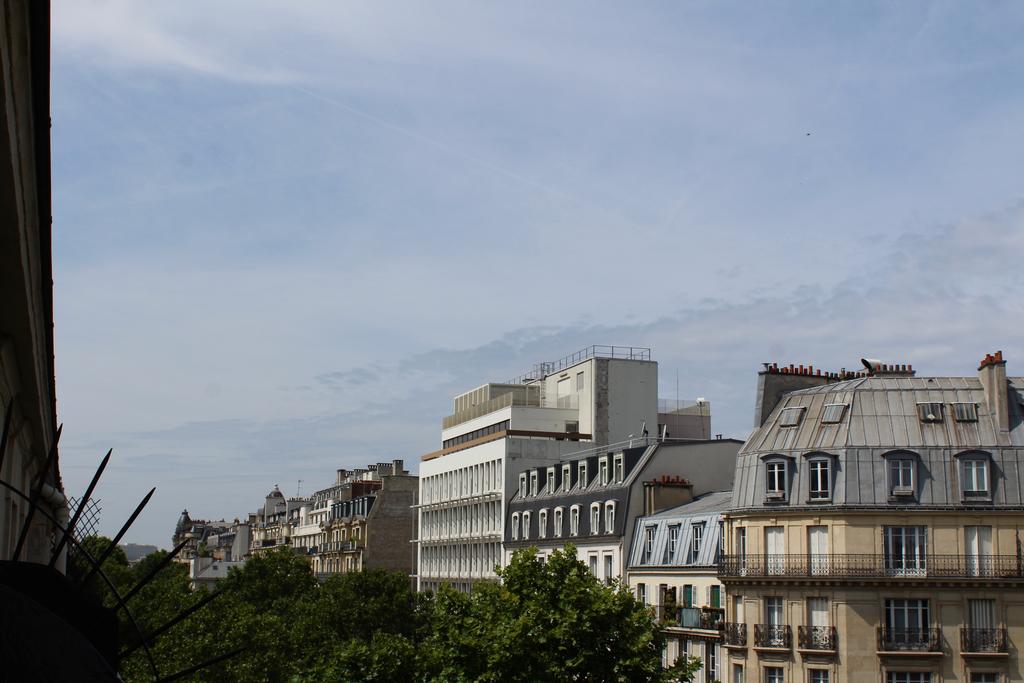 ibis Styles Paris Gare de Lyon Bastille - Tap to explore photos