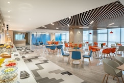 Holiday Inn Express YANGJIANG CITY CENTER