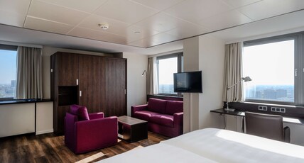 Park Inn by Radisson Berlin Alexanderplatz Room Type - Junior Suite