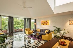 Spacious 2BHK Apartment with Rooftop Pool near Candolim | Hireavilla