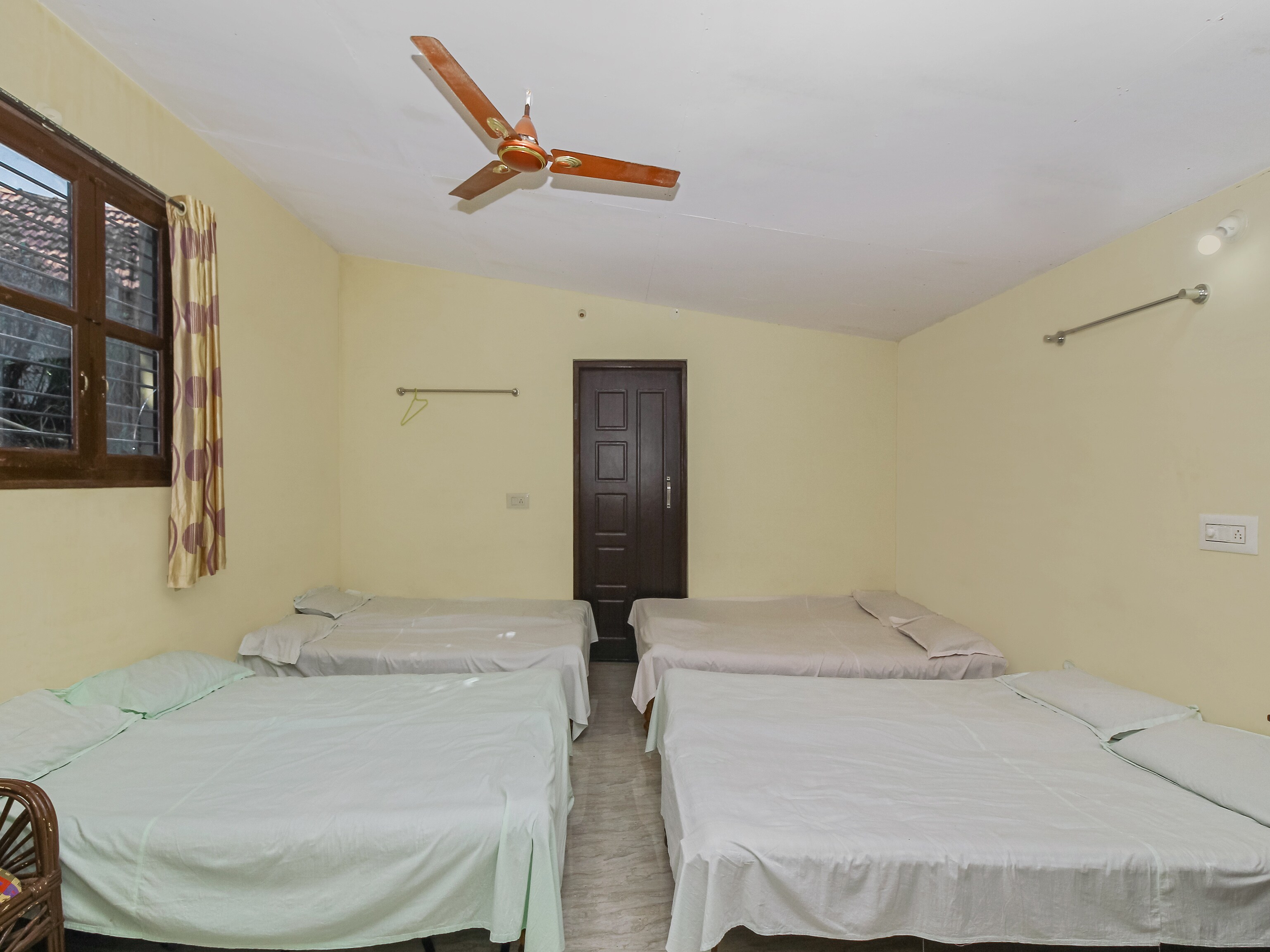 Tottilu Homestay | Rooms & Caretaker - Tap to explore photos