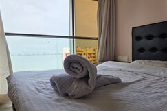 3BHK Seafacing Ocean 360 Malabar