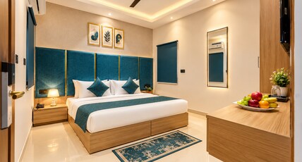 Noida Business Suites - Sector 141 & Advant Room Type - Deluxe AC Room King Bed