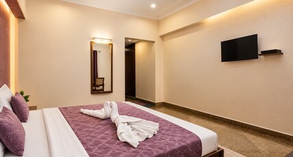 Geetanjali hotel&motel Room Type - Premier Room